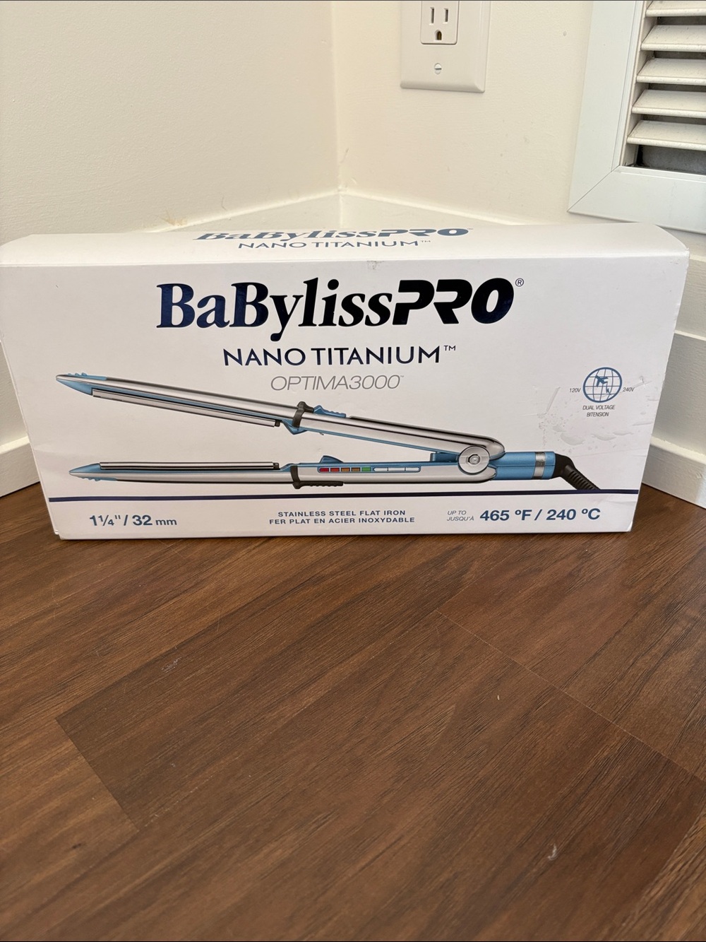 BaBylissPRO nano titanium hair straightener